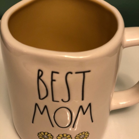 Rae Dunn BEST MOM 🌸 - Picture 2 of 2